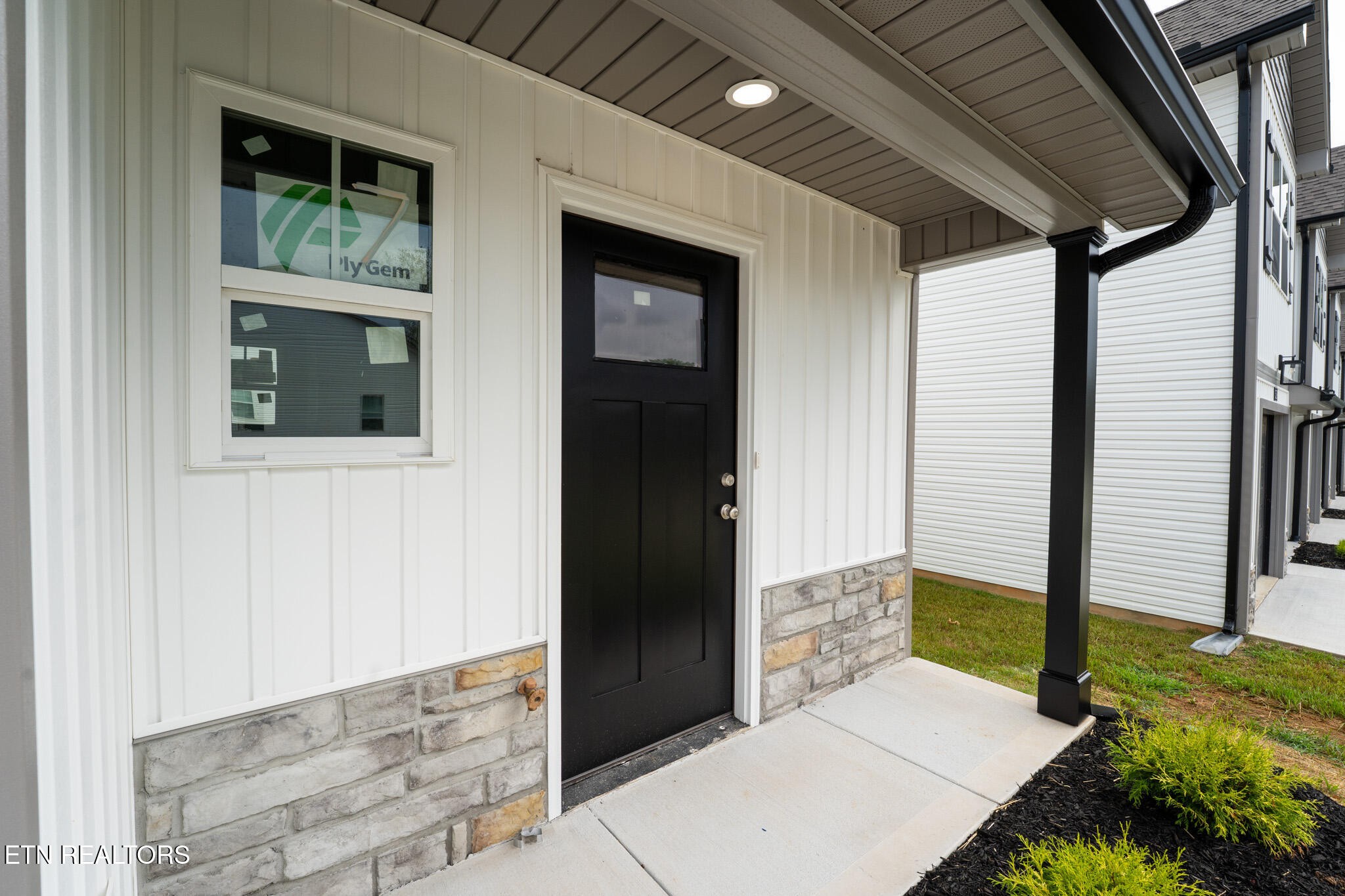 3523 Maggie Lynn Way 7