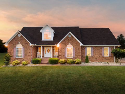 1642 Caughran Rd Lewisburg TN 37091