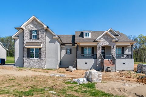 4104 Affiant Way Culleoka TN 38451