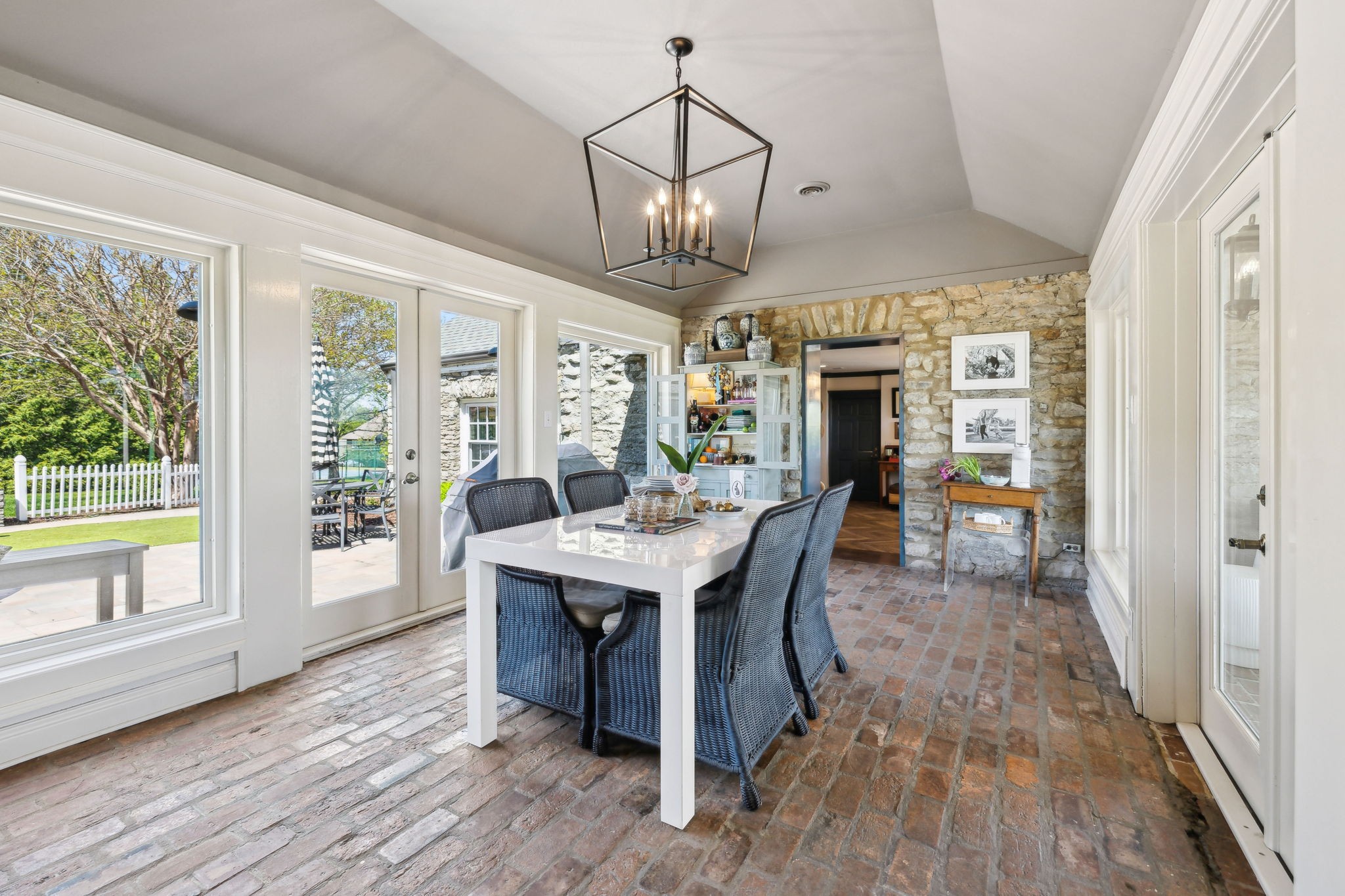 Hendersonville, Tennessee, 37075, United States, 4 Bedrooms Bedrooms, ,4 BathroomsBathrooms,Residential,Active,1889035