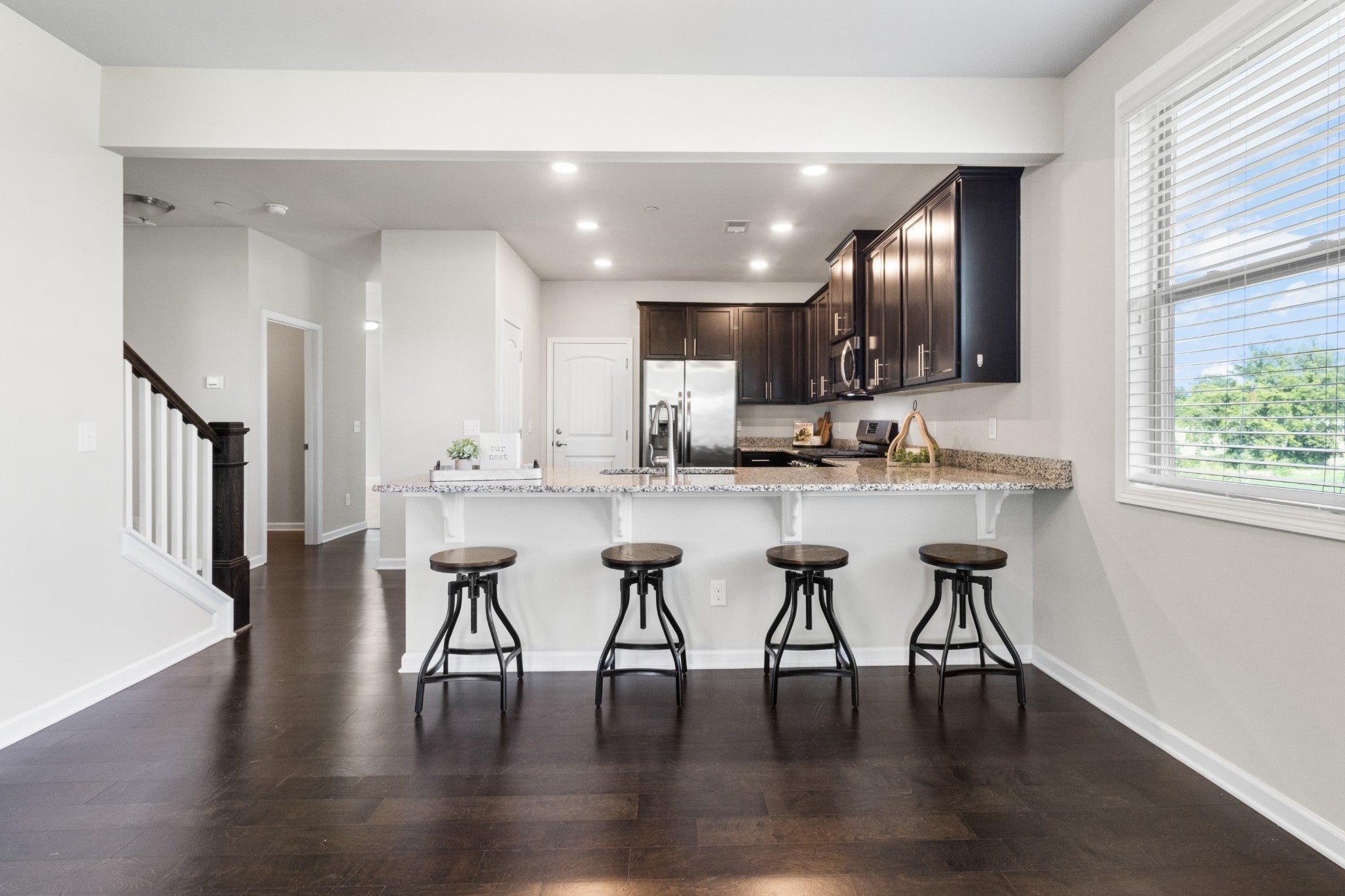 100 Majestic Ln