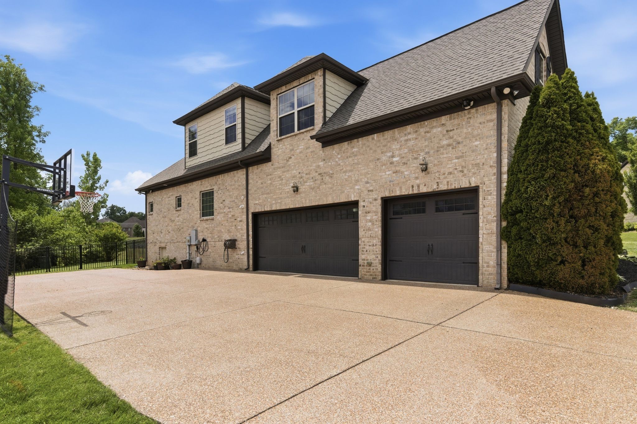 4-bed home for sale in Nolensville, TN 37135, 101 Corbin Ct 101 Corbin Ct, Nolensville TN 37135 4-bed home, photo 2 of 45