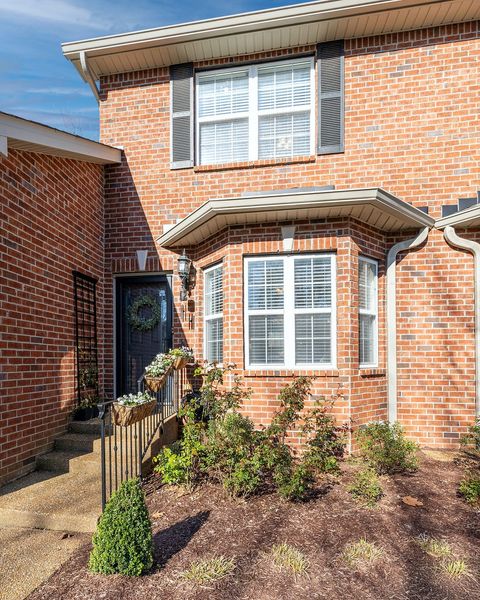 1007 Cashmere Dr Thompsons Station TN 37179