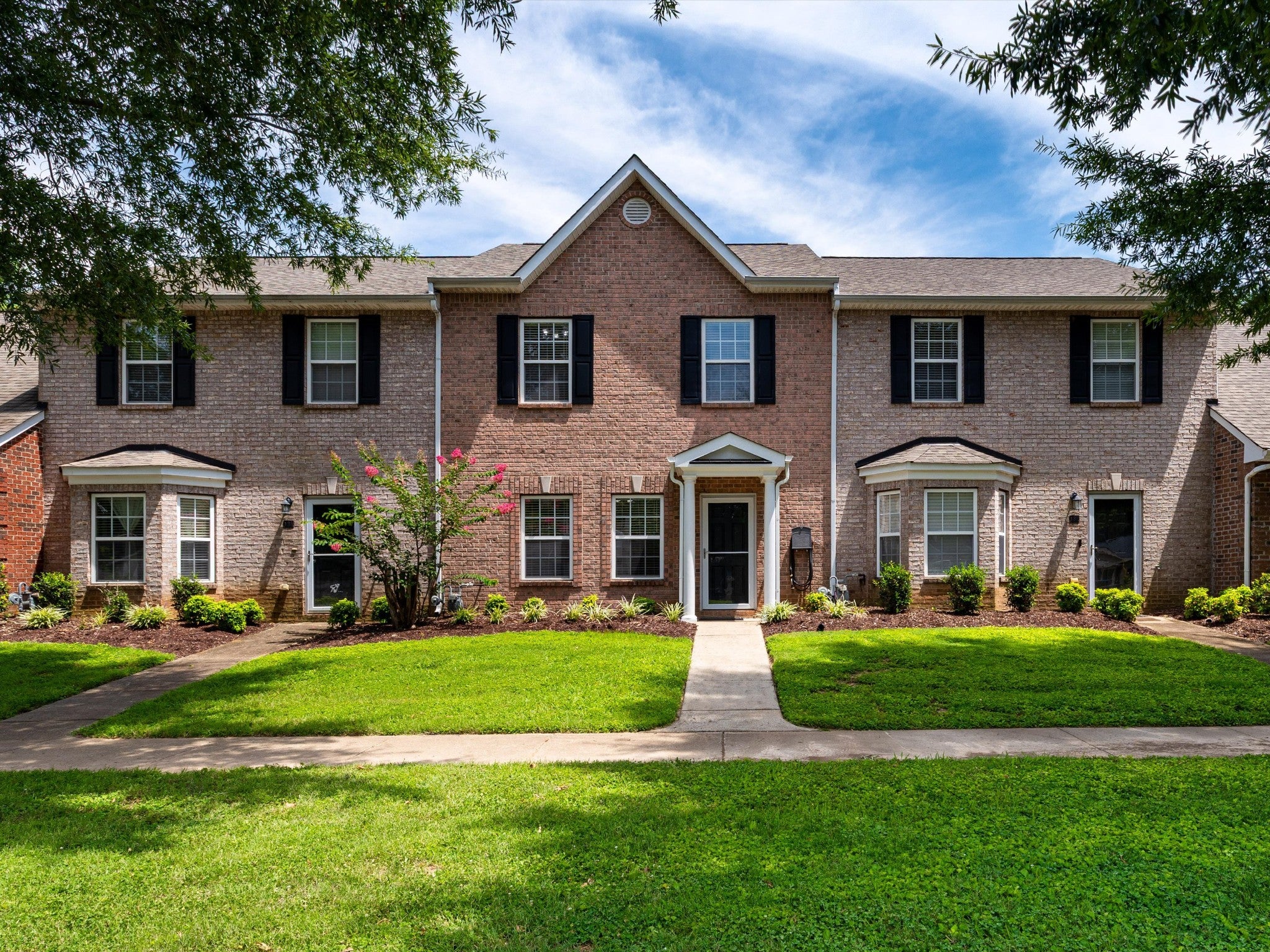 3-bed condo for sale in Franklin, TN 37064, 134 Alexander Dr 134 Alexander Dr, Franklin TN 37064 3-bed condo, photo 1 of 60