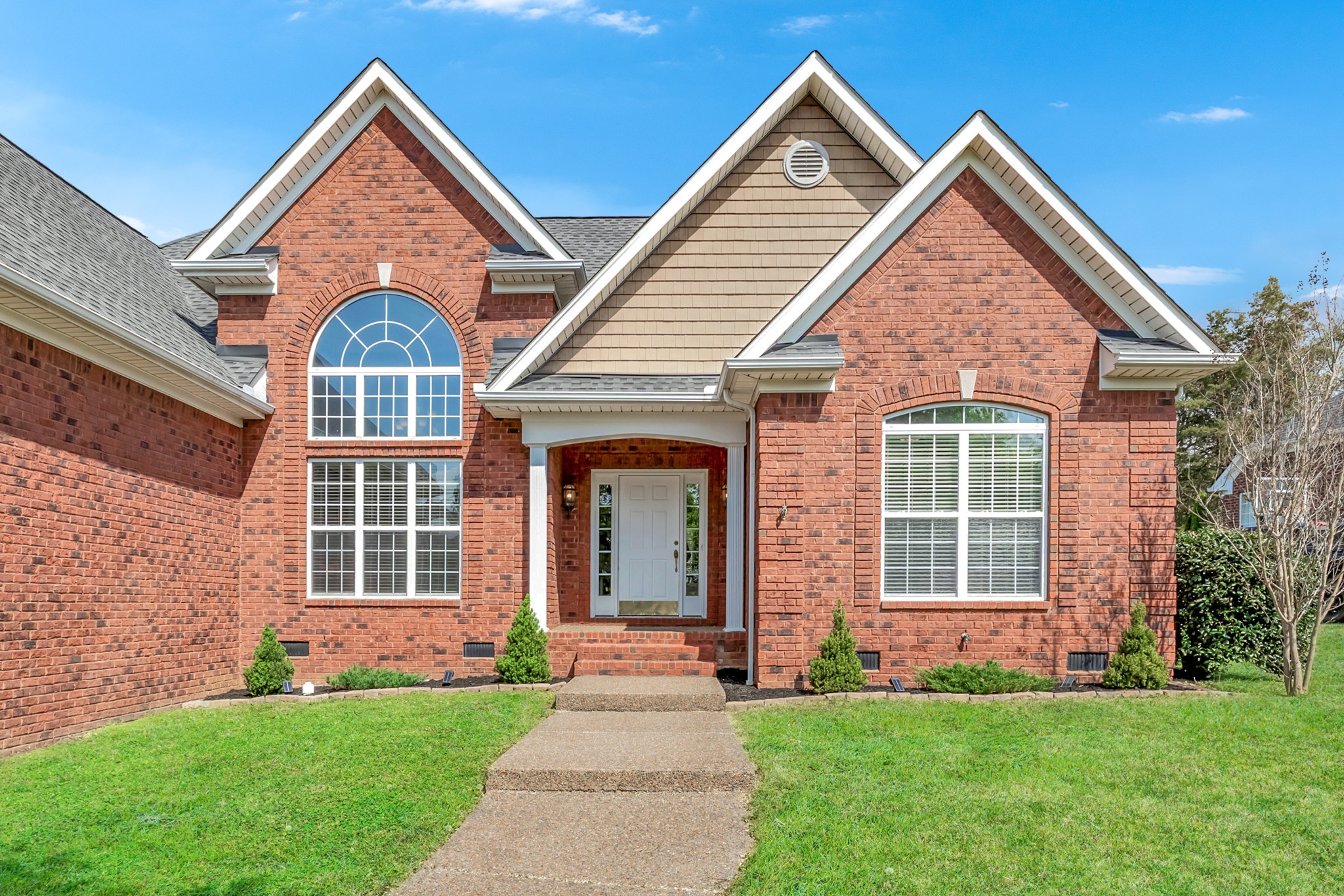 1004 Notting Hill Dr