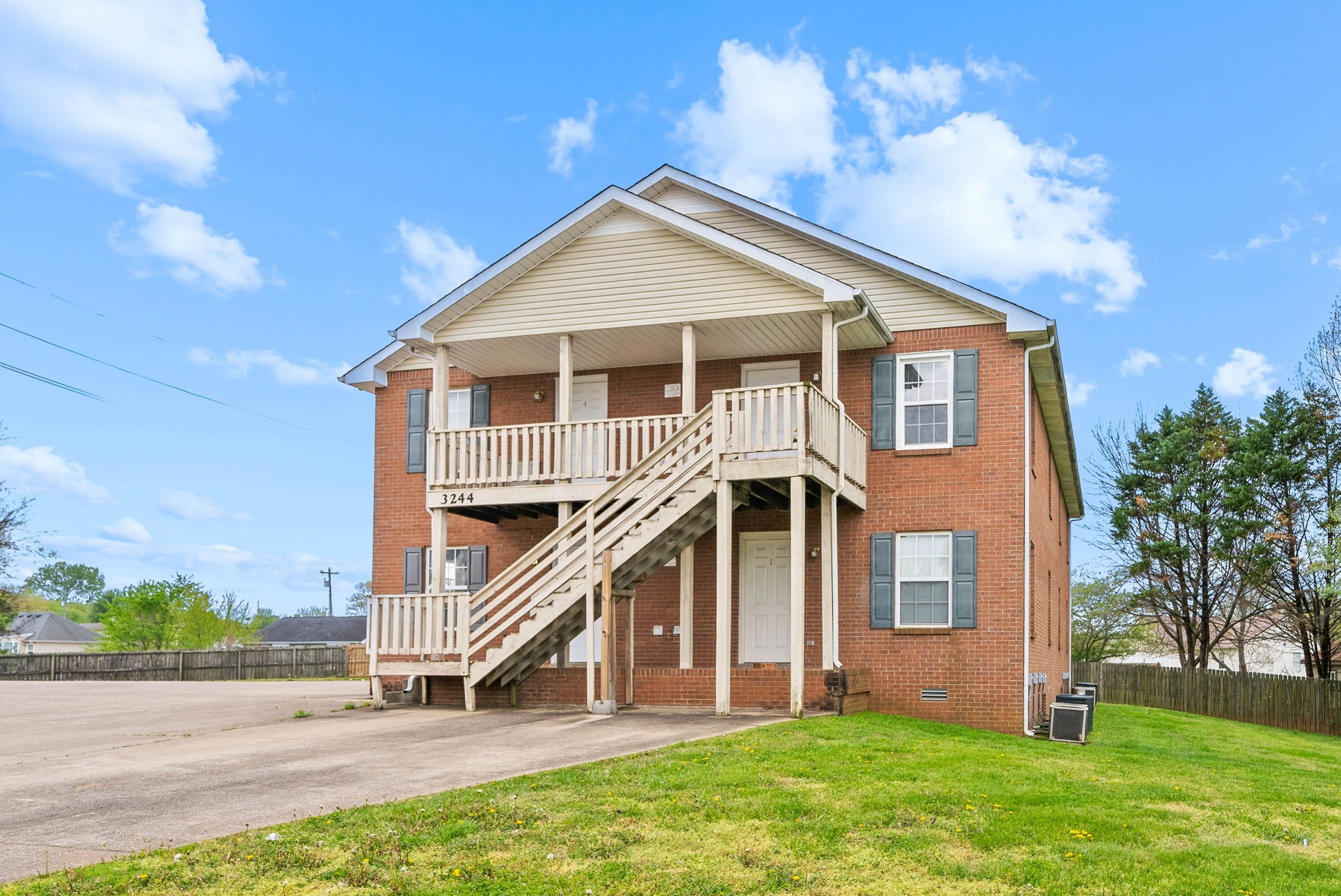 3244 Tower Dr 1