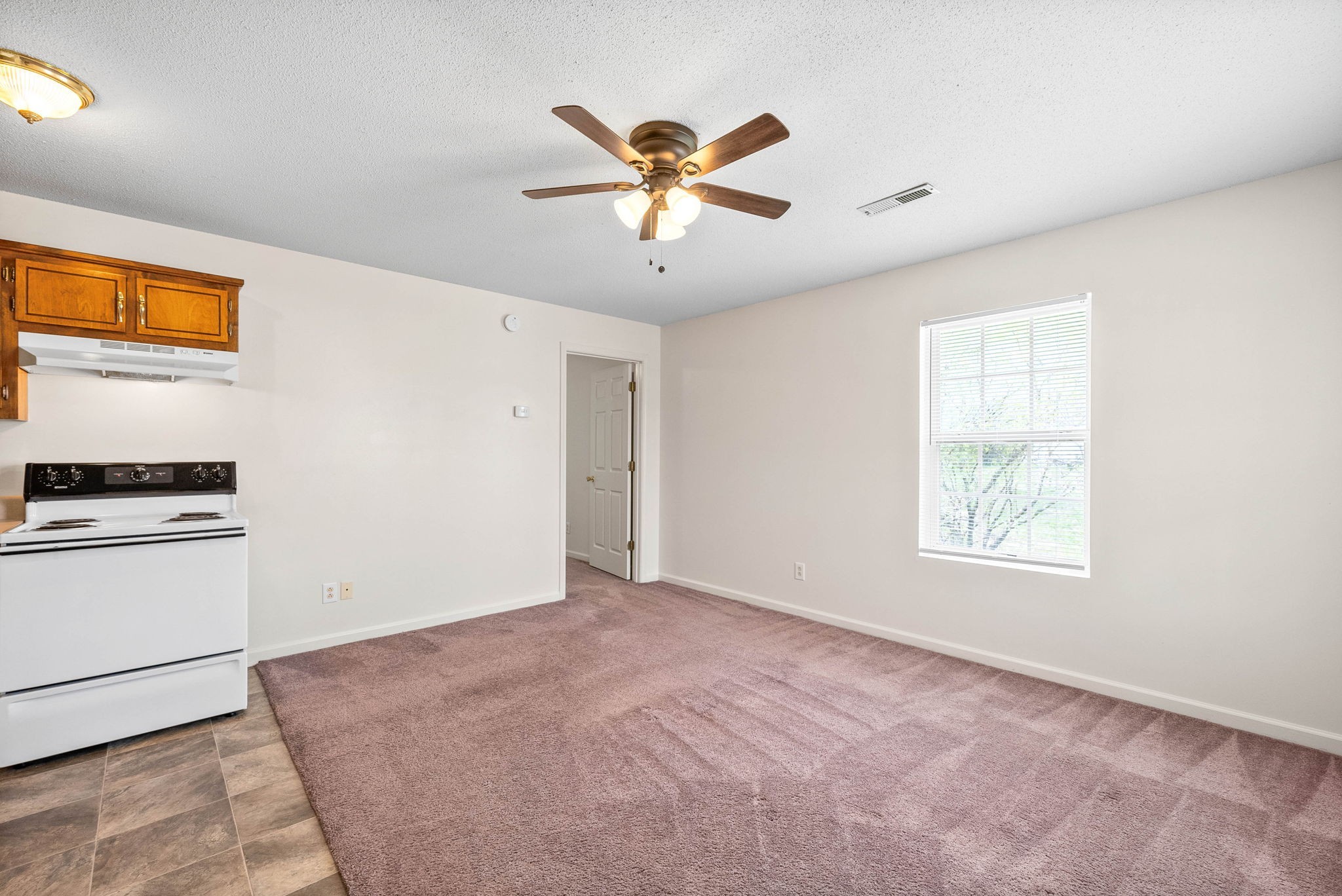 3244 Tower Dr 1