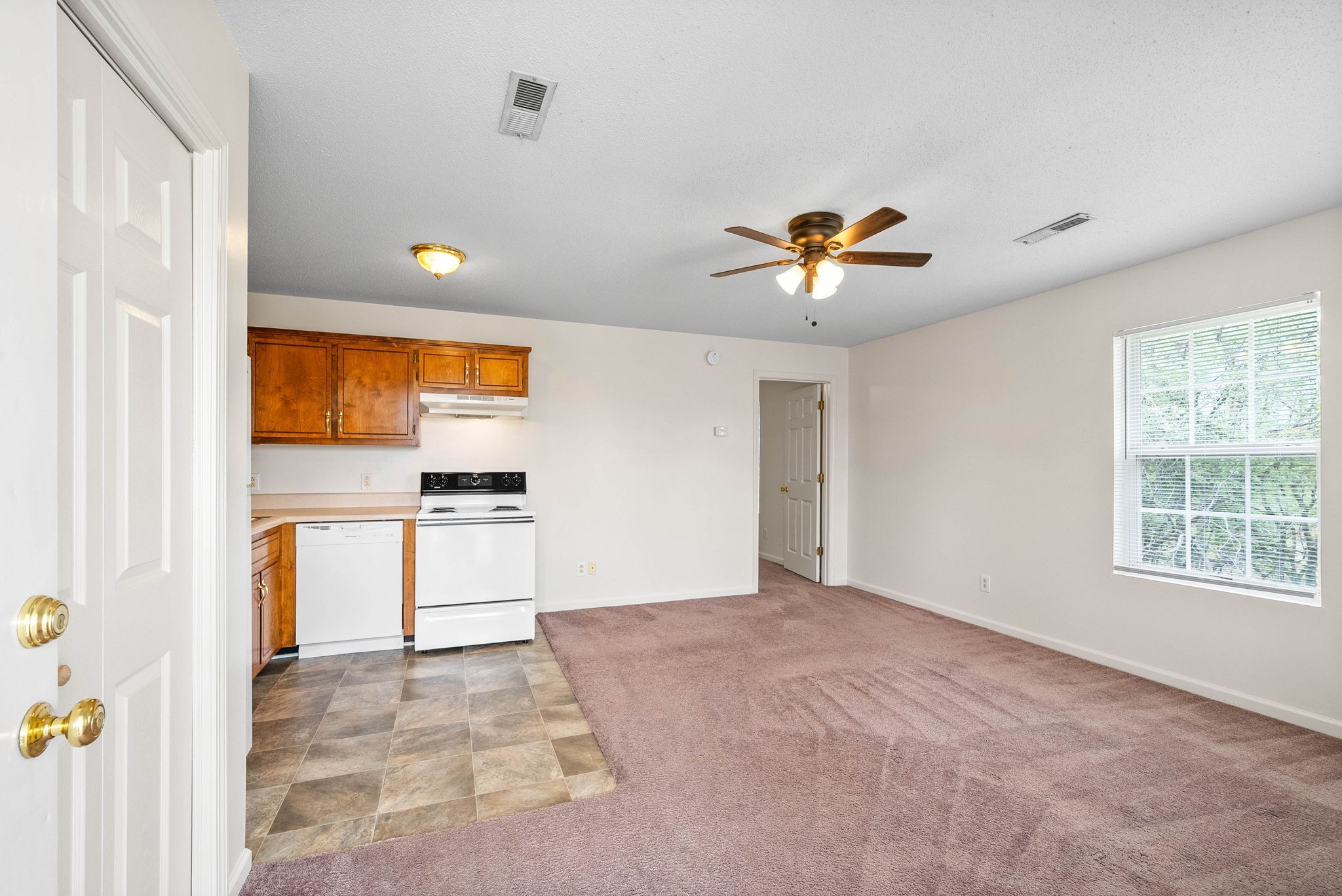 3244 Tower Dr 1