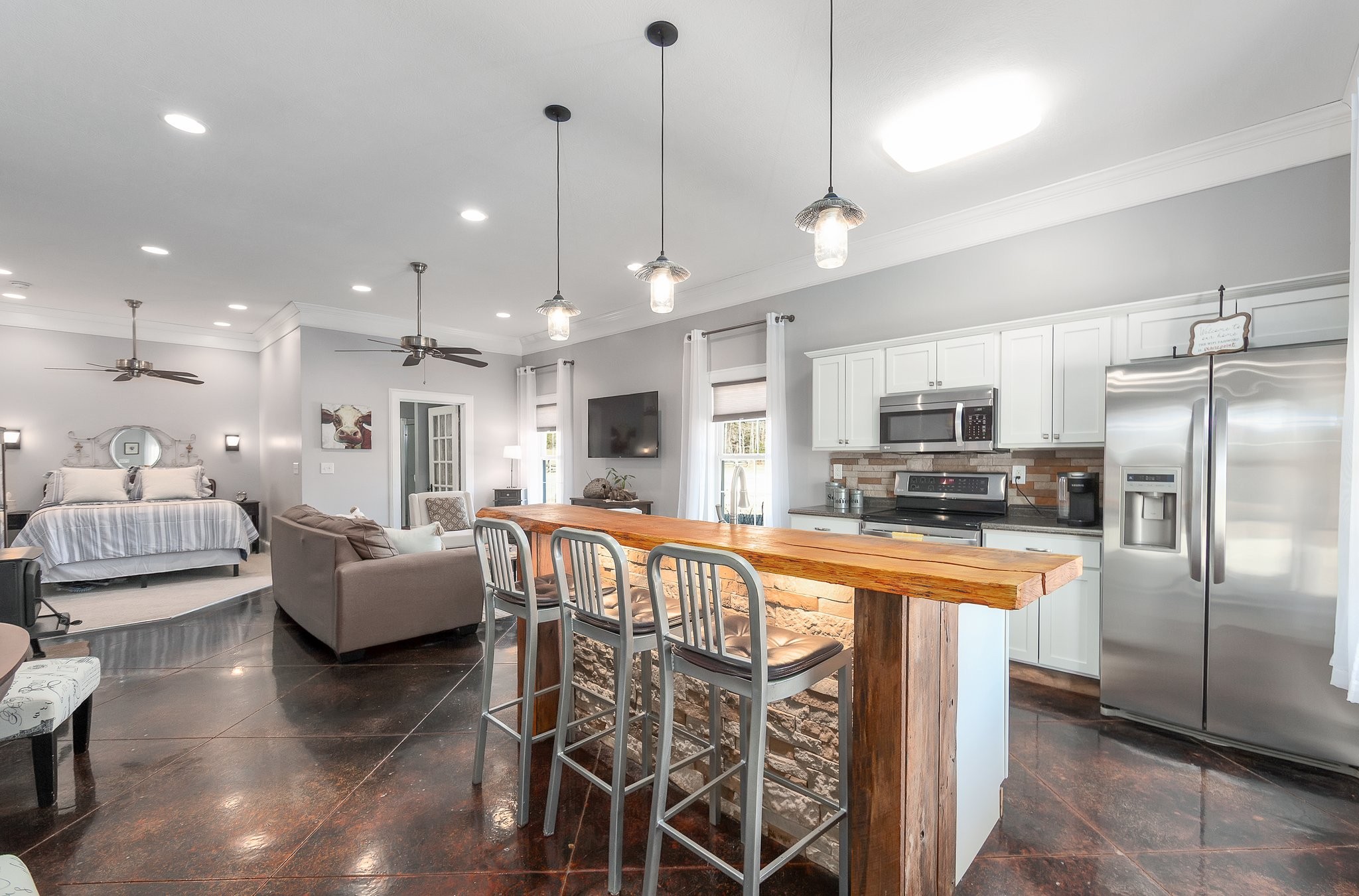 375 Glendale Rd