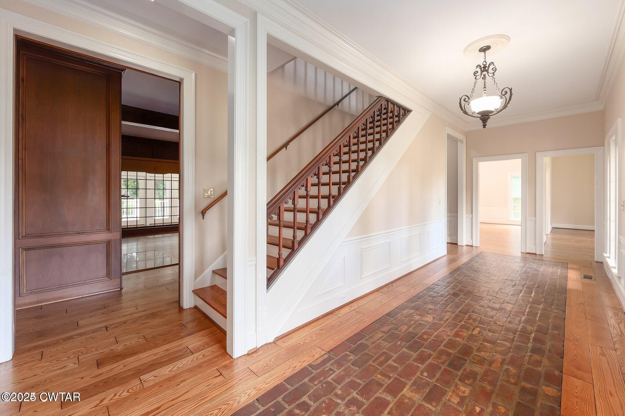 33 Natchez Pl