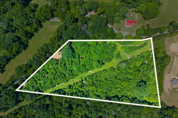 BELOTES BEND RD, CASTALIAN SPRINGS, TN 37031 - Image 7b50c4fdbb3b63f5c7c9cc7f52e0cc7d/3501057064