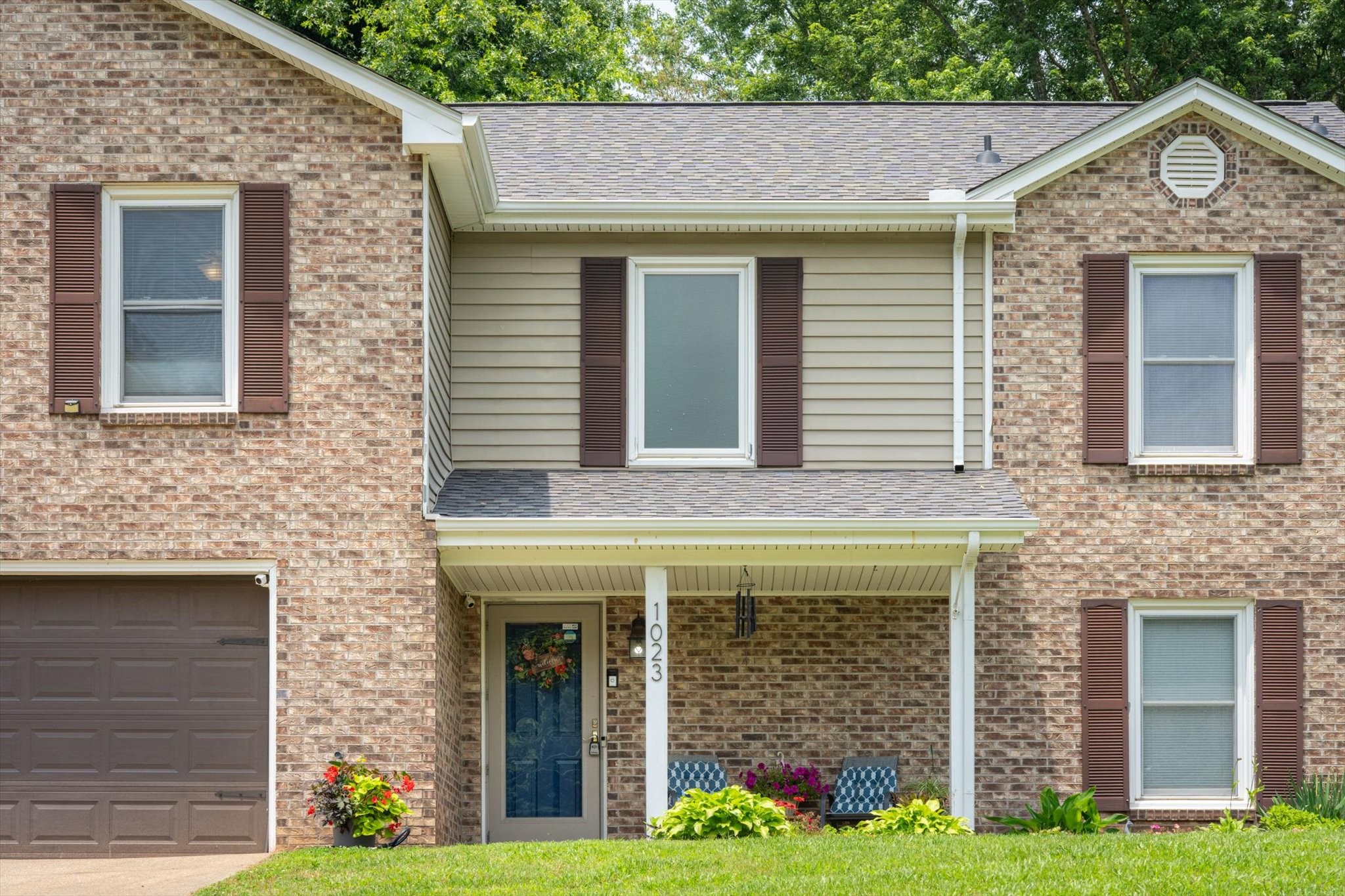 1023 Hillshire Dr