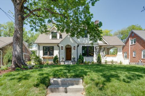 2016 Sweetbriar Ave Nashville TN 37212
