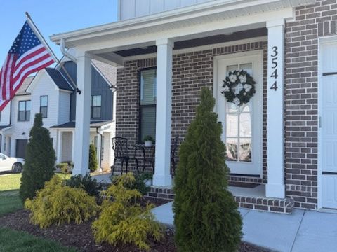 Photo of 3544 Burgate Trl, Thompsons Station, TN 37179 (MLS # 3154834)