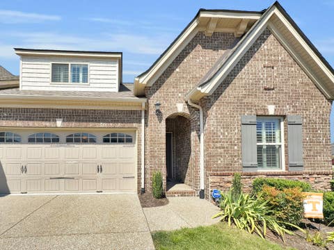 Photo of 1397 Whispering Oaks Dr, Lebanon, TN 37090 (MLS # 3513436)