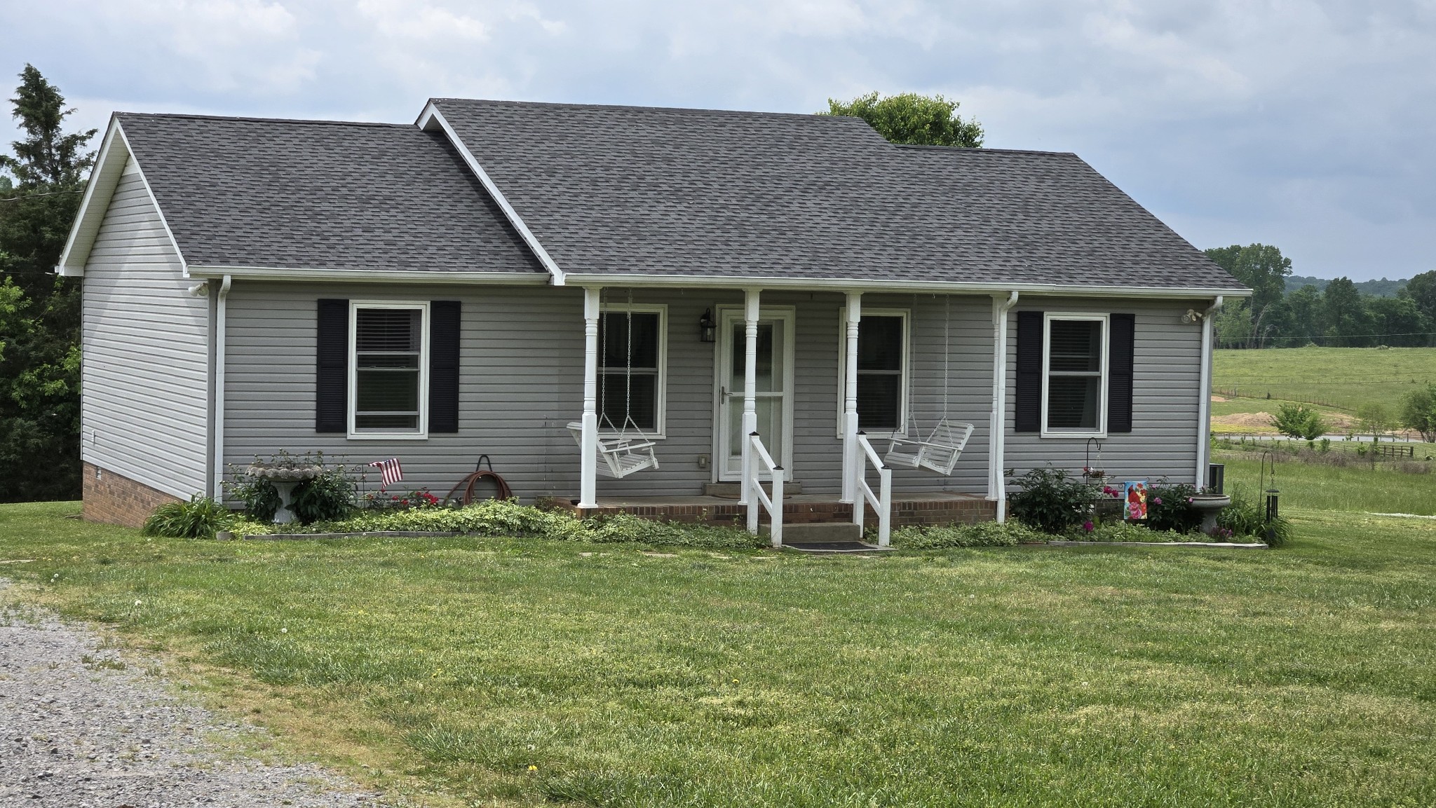 3944 Armstrong Rd
