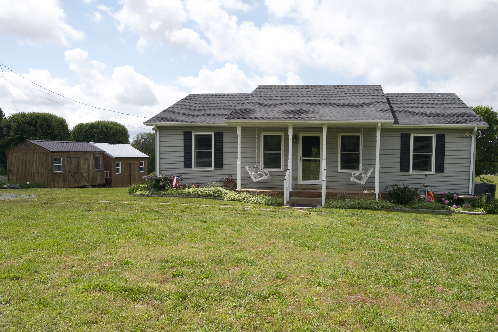 3944 Armstrong Rd