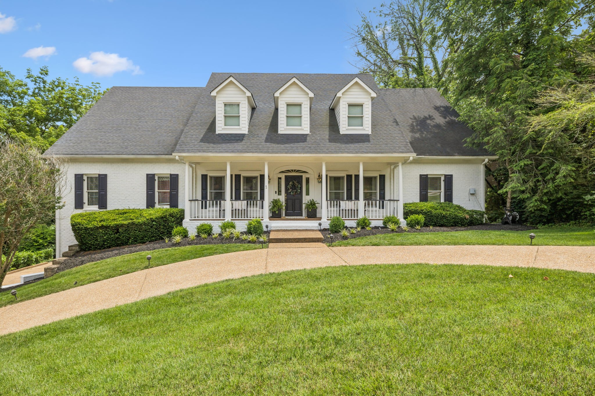 216 Bramerton Ct