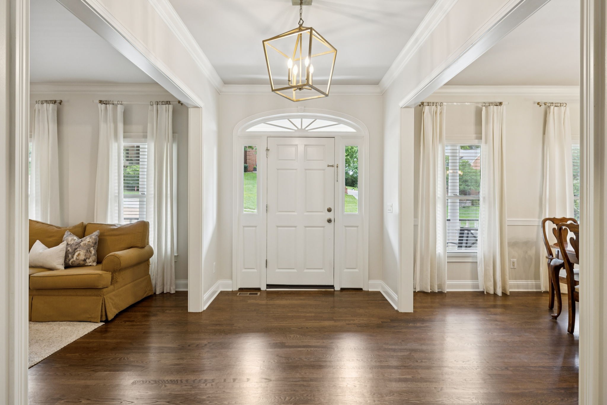 216 Bramerton Ct