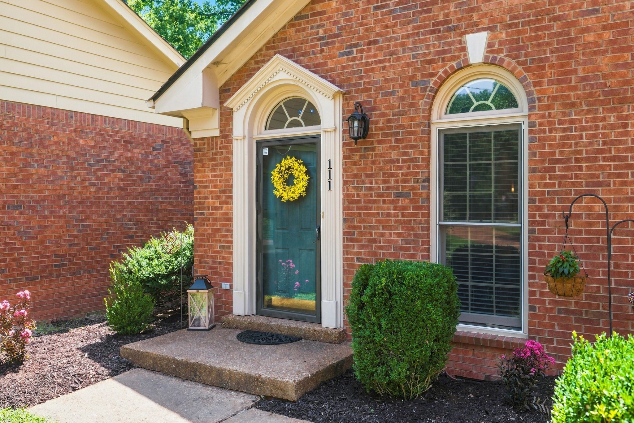 111 Colony Ct
