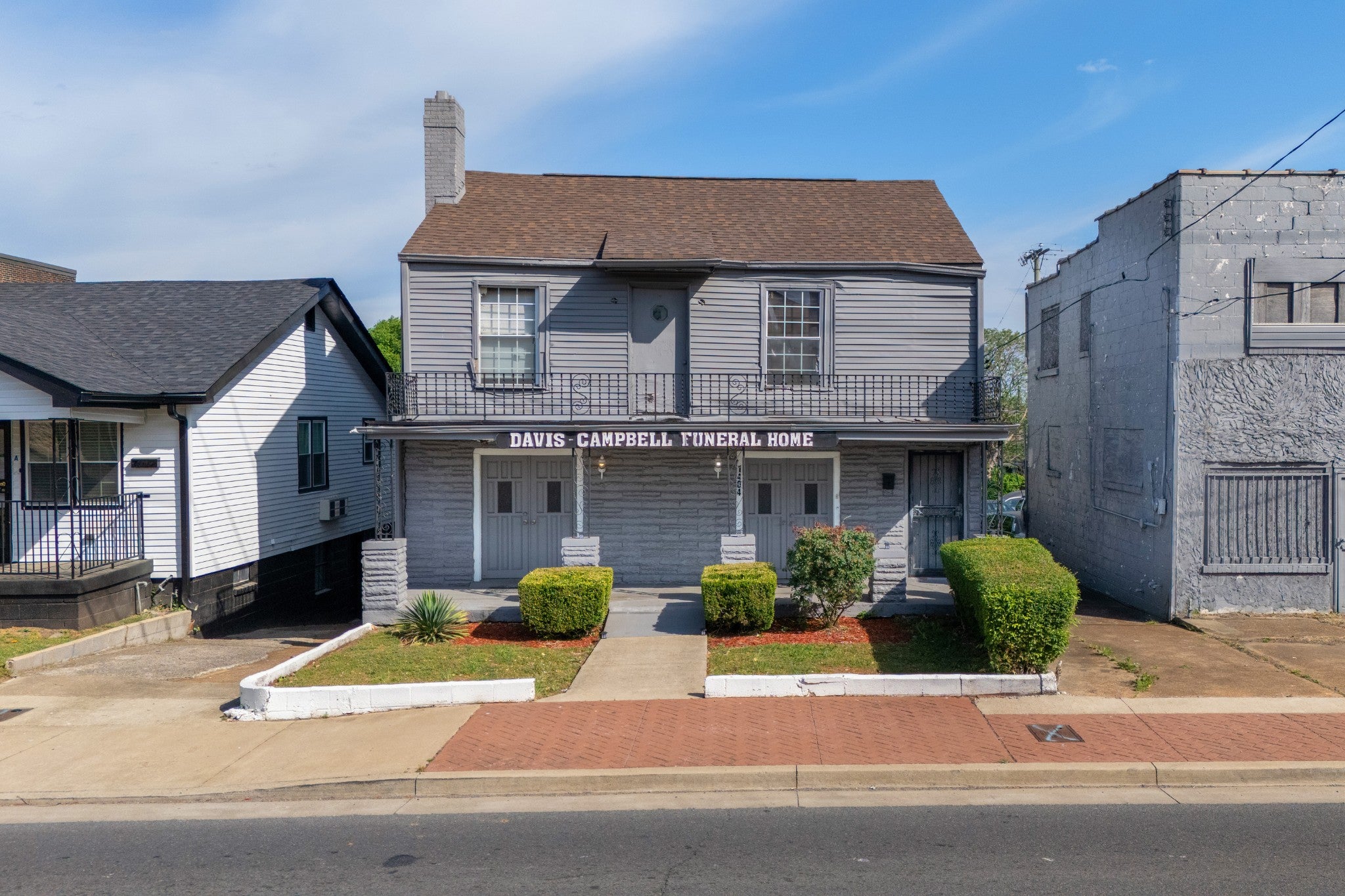 listing at 1404 Jefferson St, Nashville