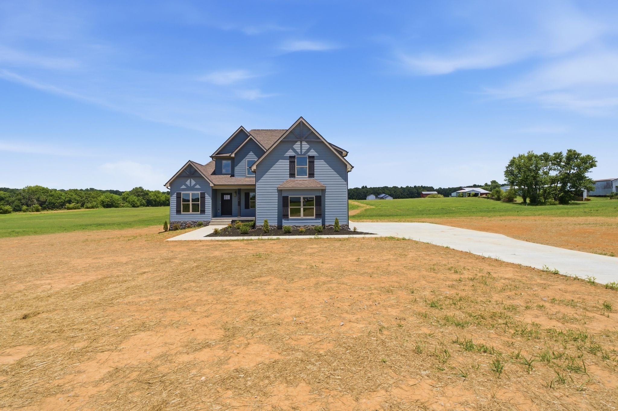 5560 Borthick Rd