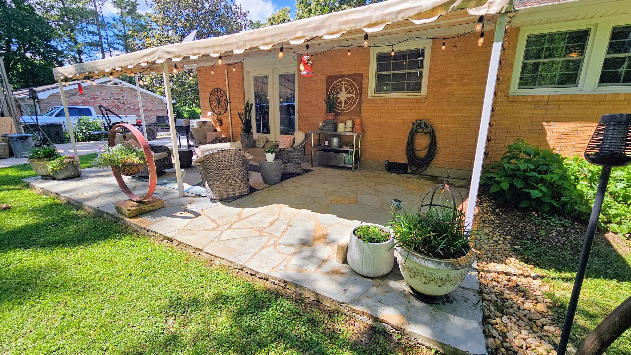 345 Colt Ln
