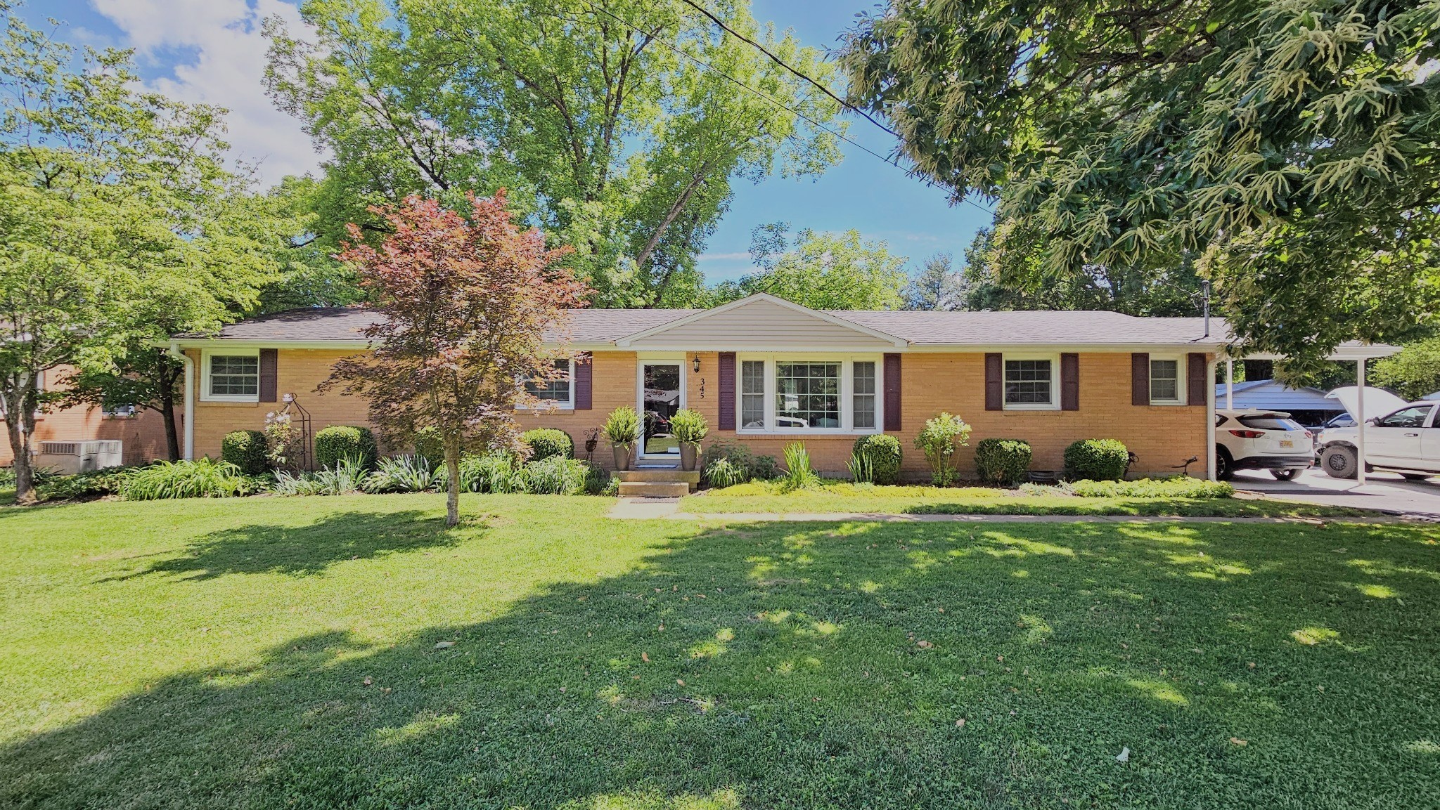 345 Colt Ln