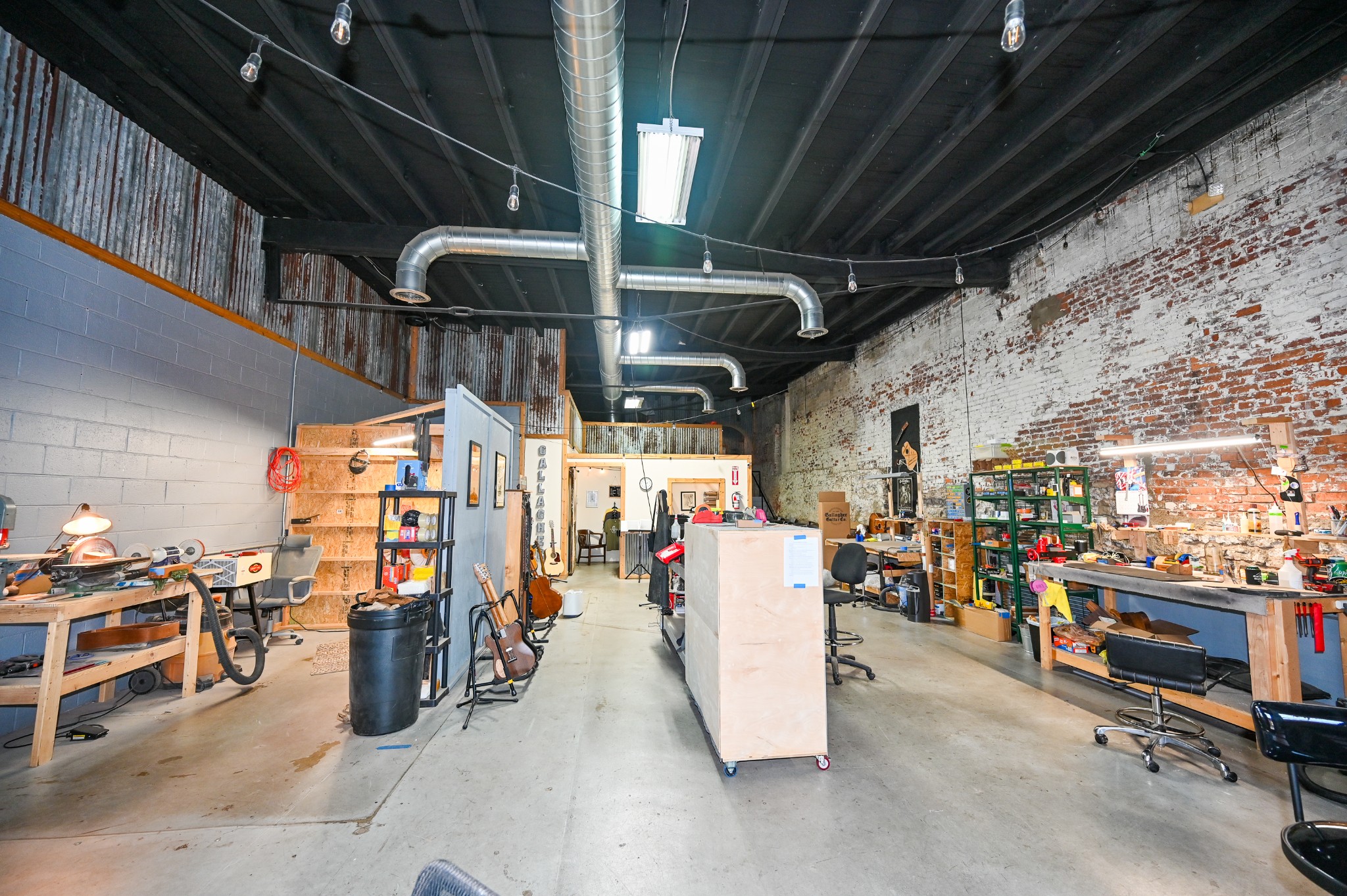 118 Walnut Street N