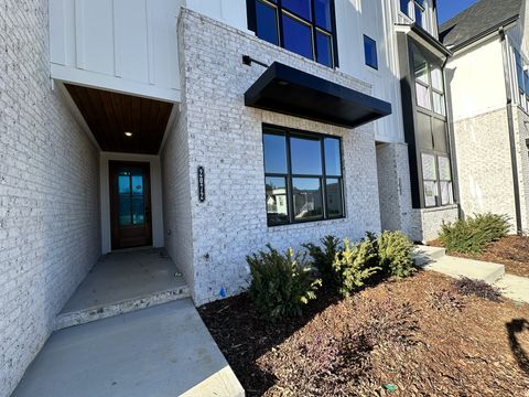 2072 Conductor Ln Thompsons Station TN 37179