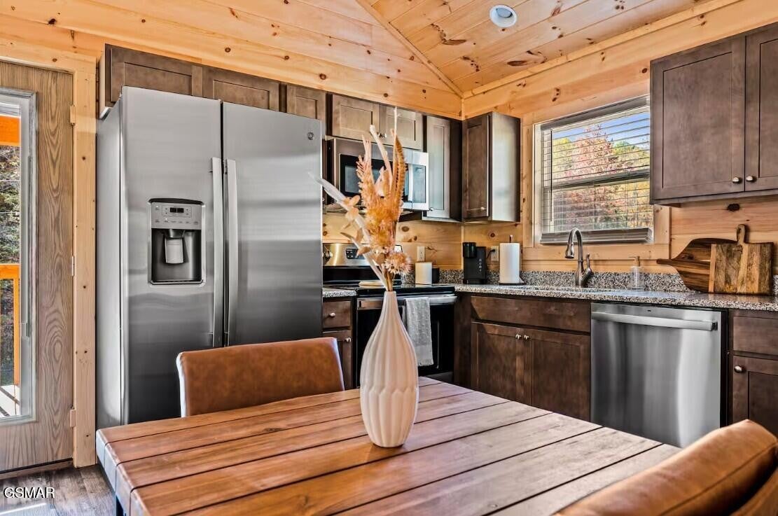 2109 Bluff Ridge Road