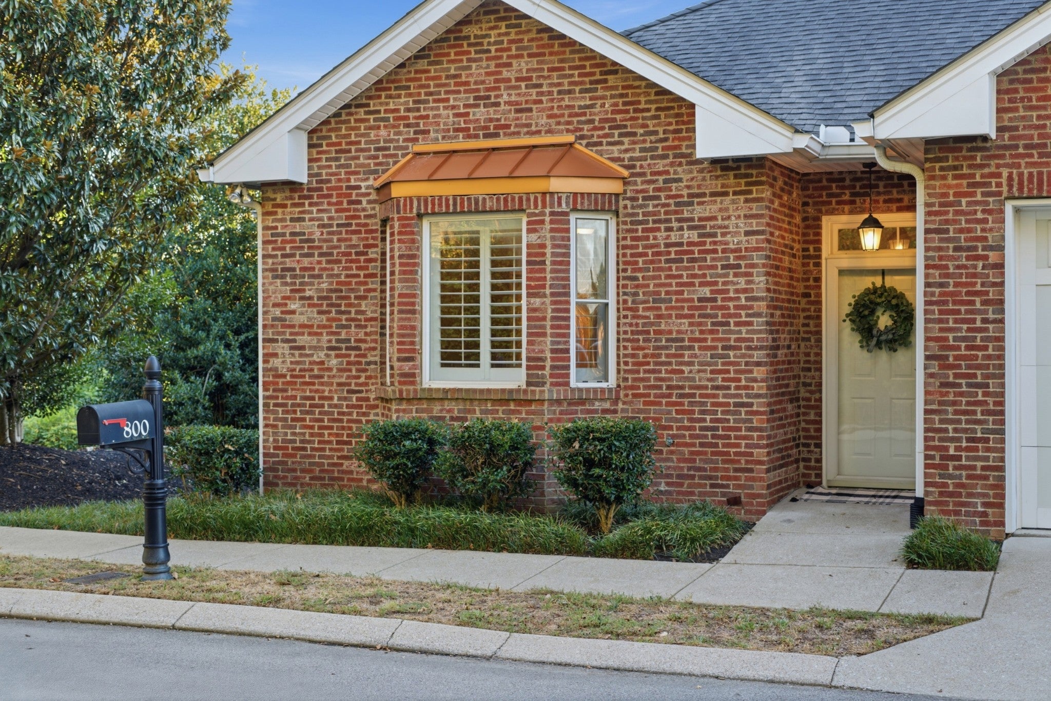 800 Cedarstone Way