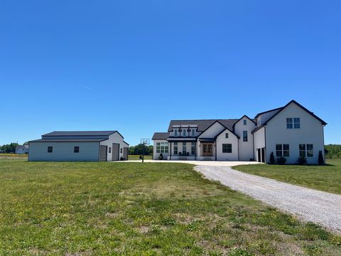 Photo of 5915 Lakeview Rd, Springfield, TN 37172 (MLS # 3214679)