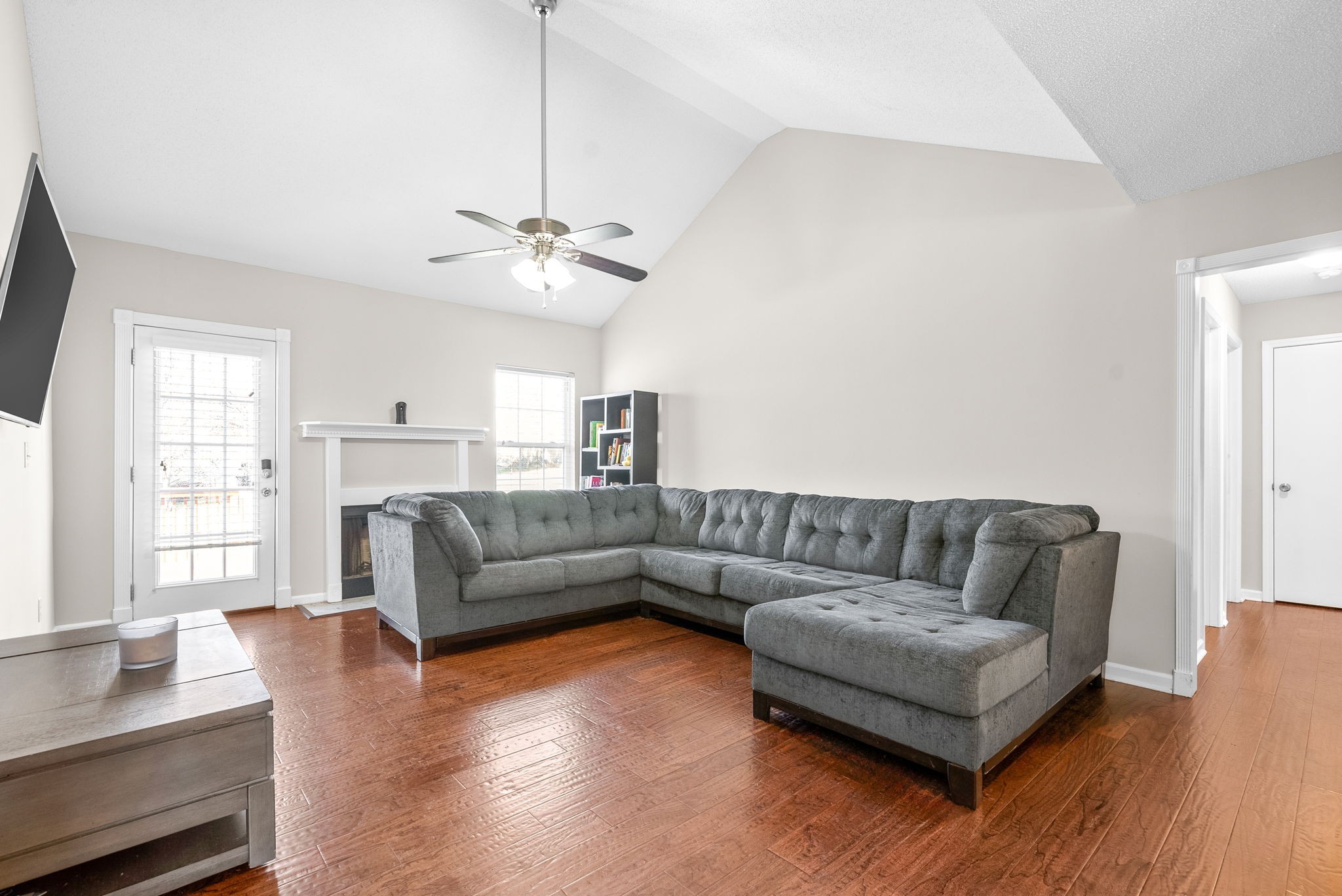524 Barney Ln