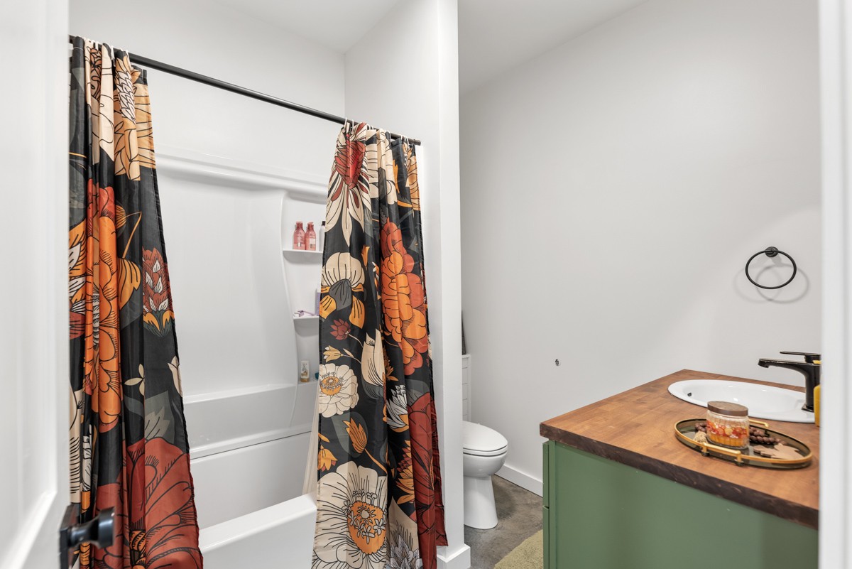 Westmoreland, Tennessee, 37186, United States, 3 Bedrooms Bedrooms, ,3 BathroomsBathrooms,Residential,Active,1964466