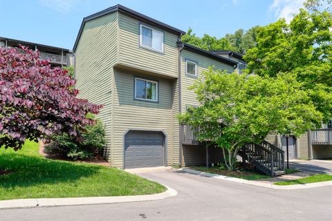 104 Summit Ridge Ct Nashville TN 37215