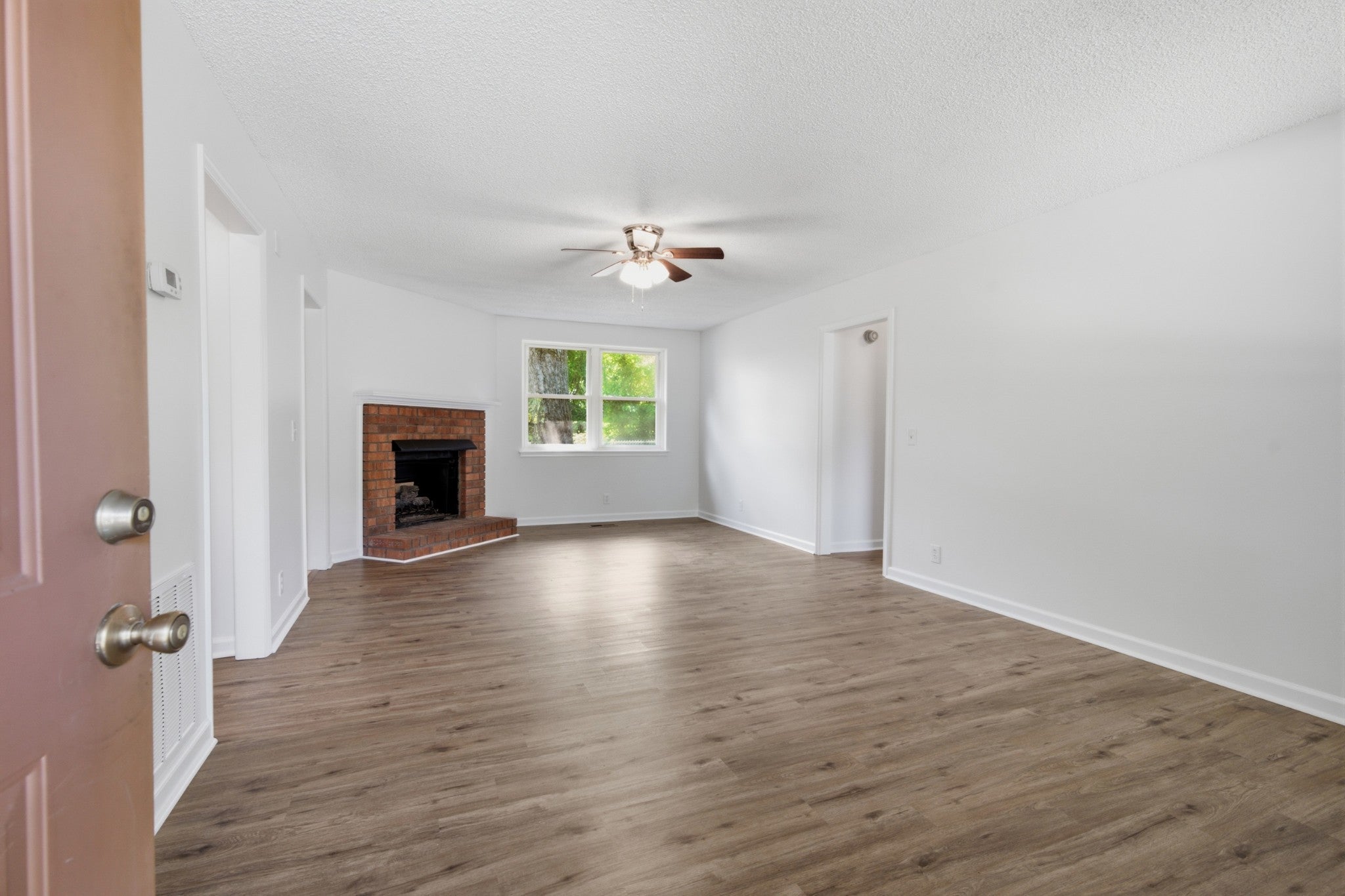 714 Albany Dr