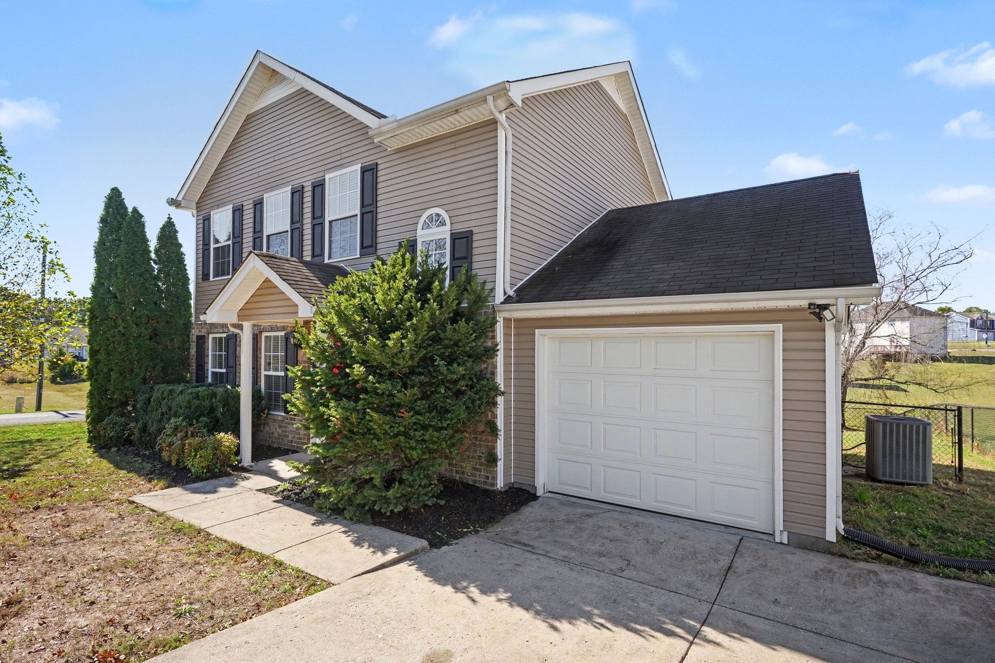 105 Cataract Dr