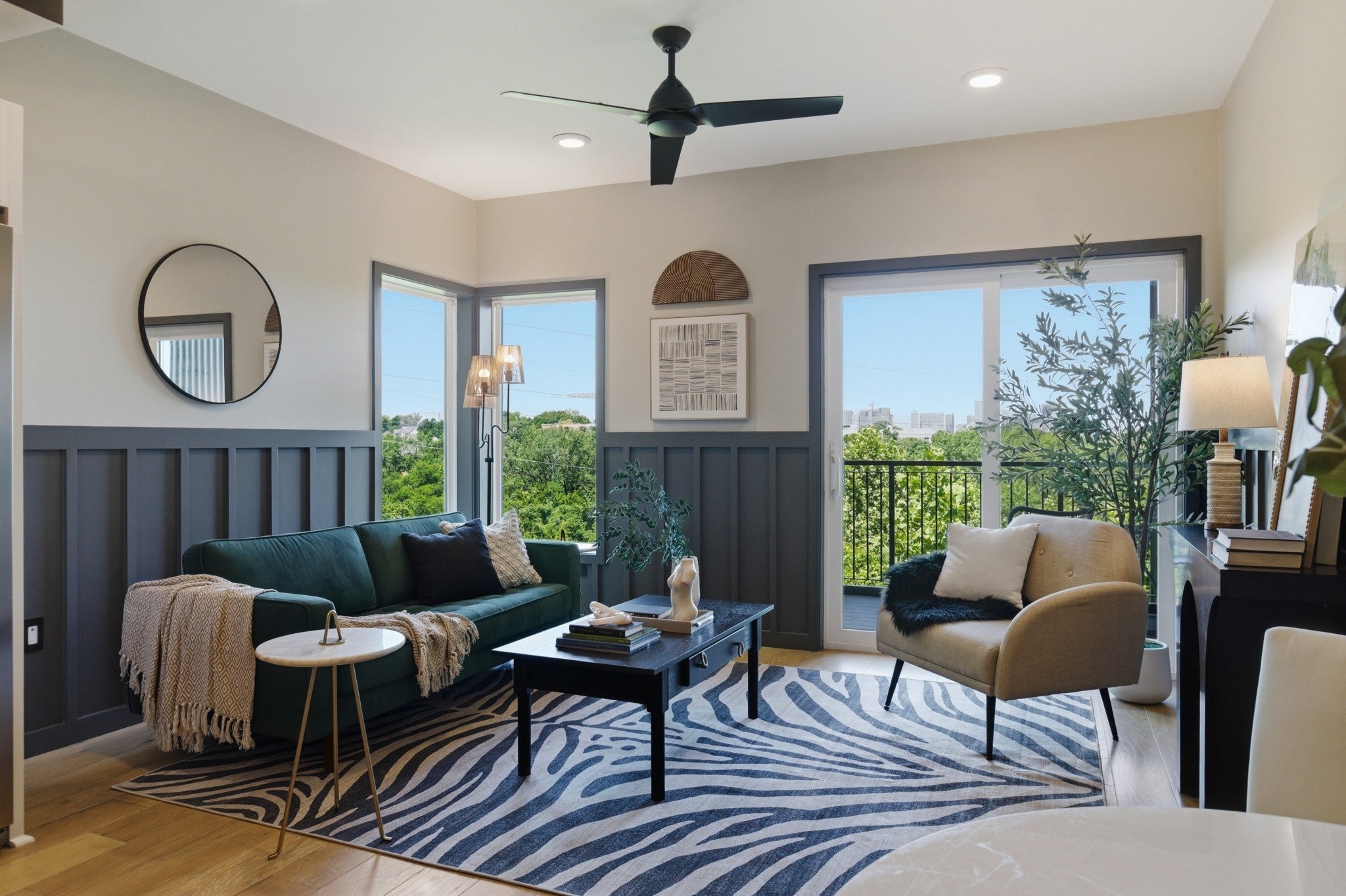 400 Herron Dr 102