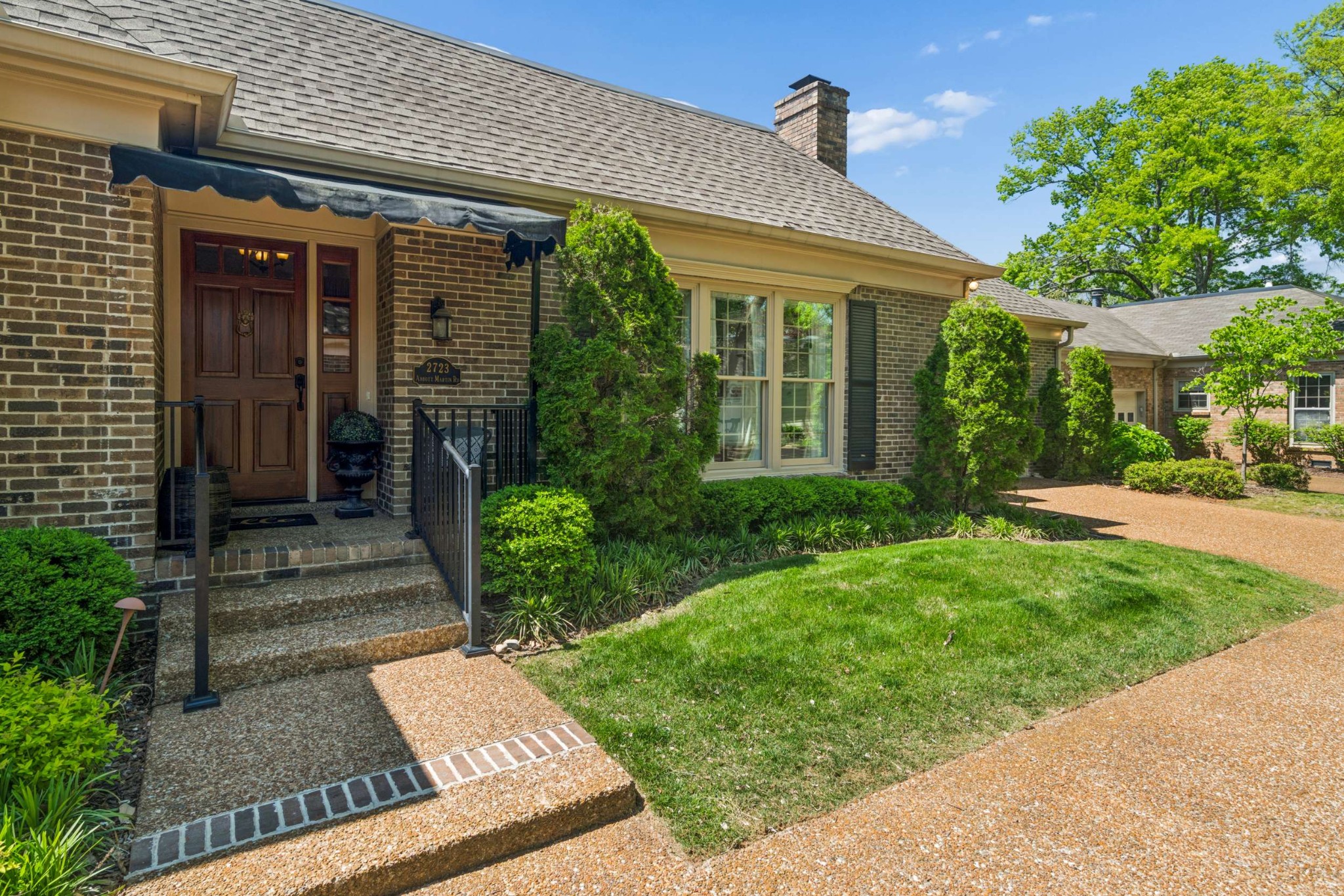 2723 Abbott Martin Rd