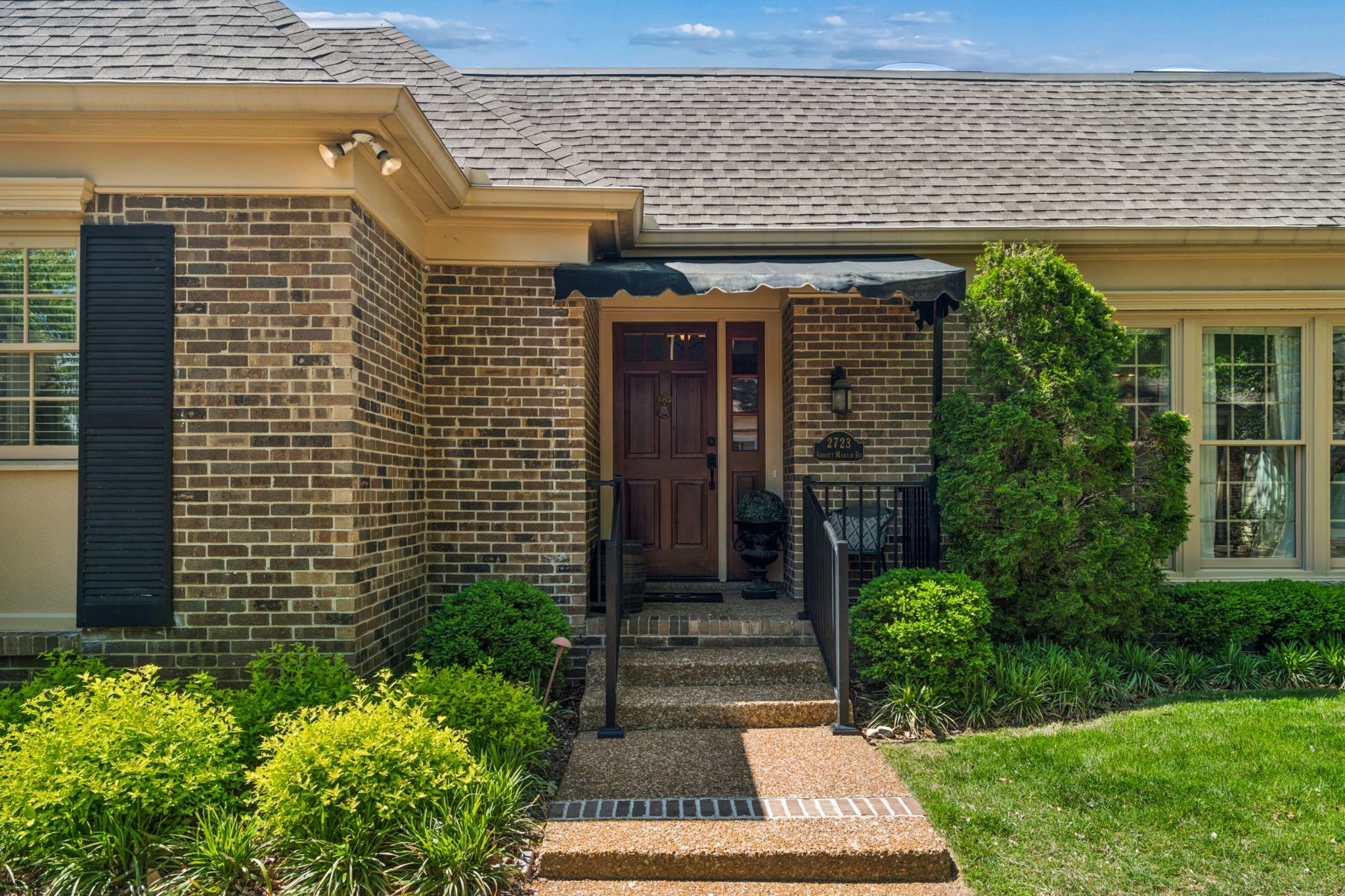 2723 Abbott Martin Rd