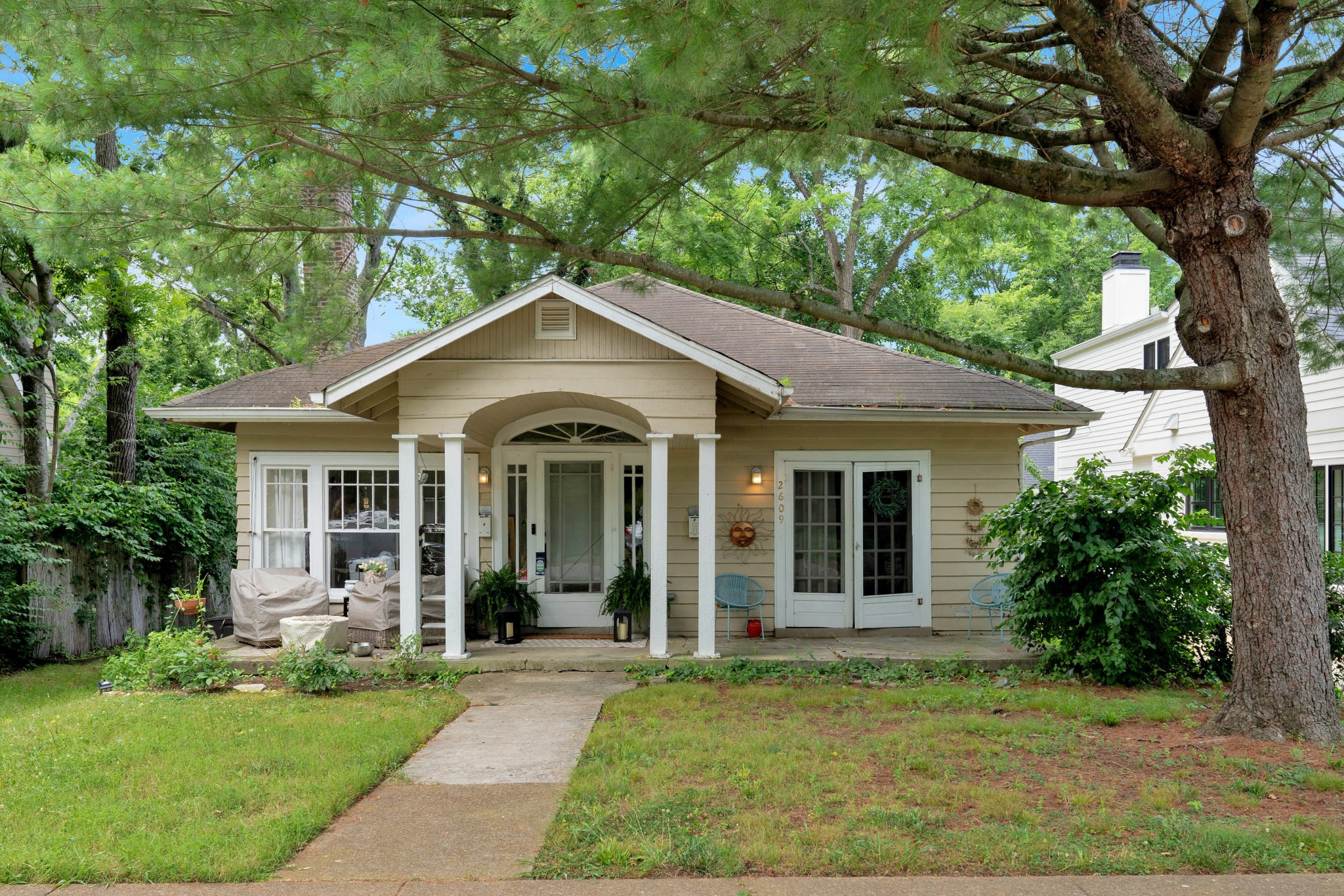2609 Sunset Pl