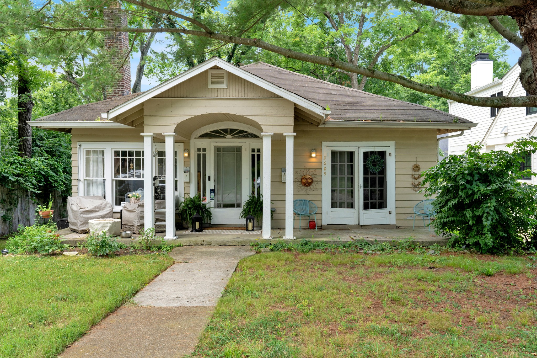 2609 Sunset Pl