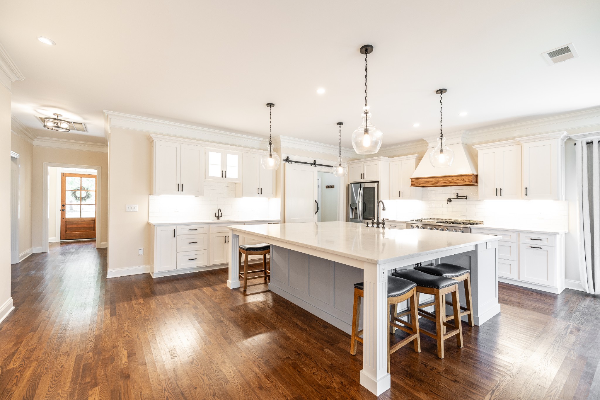 1103 Fairvue Village Ln