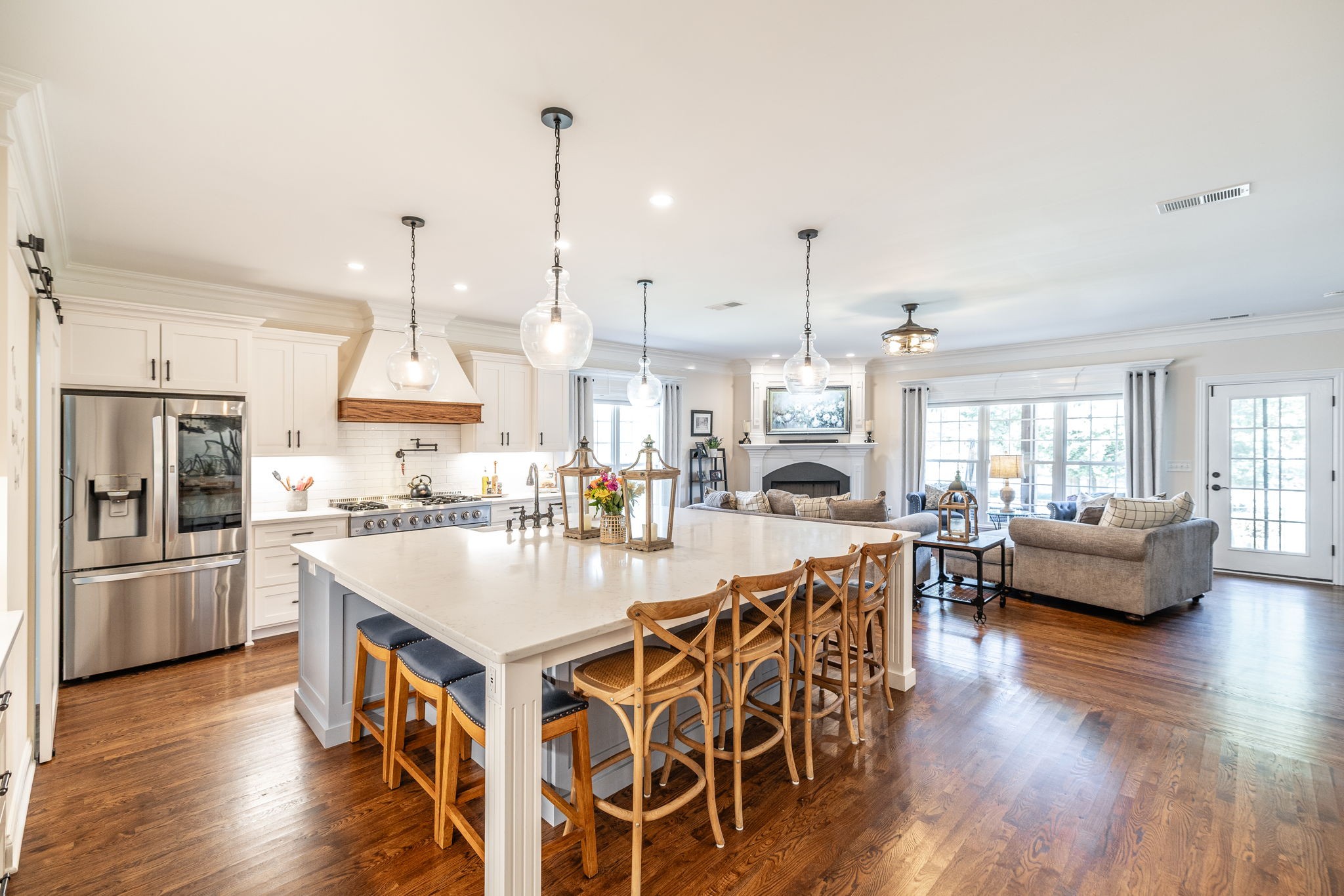 1103 Fairvue Village Ln