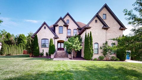 203 W Chandler Ct Mount Juliet TN 37122