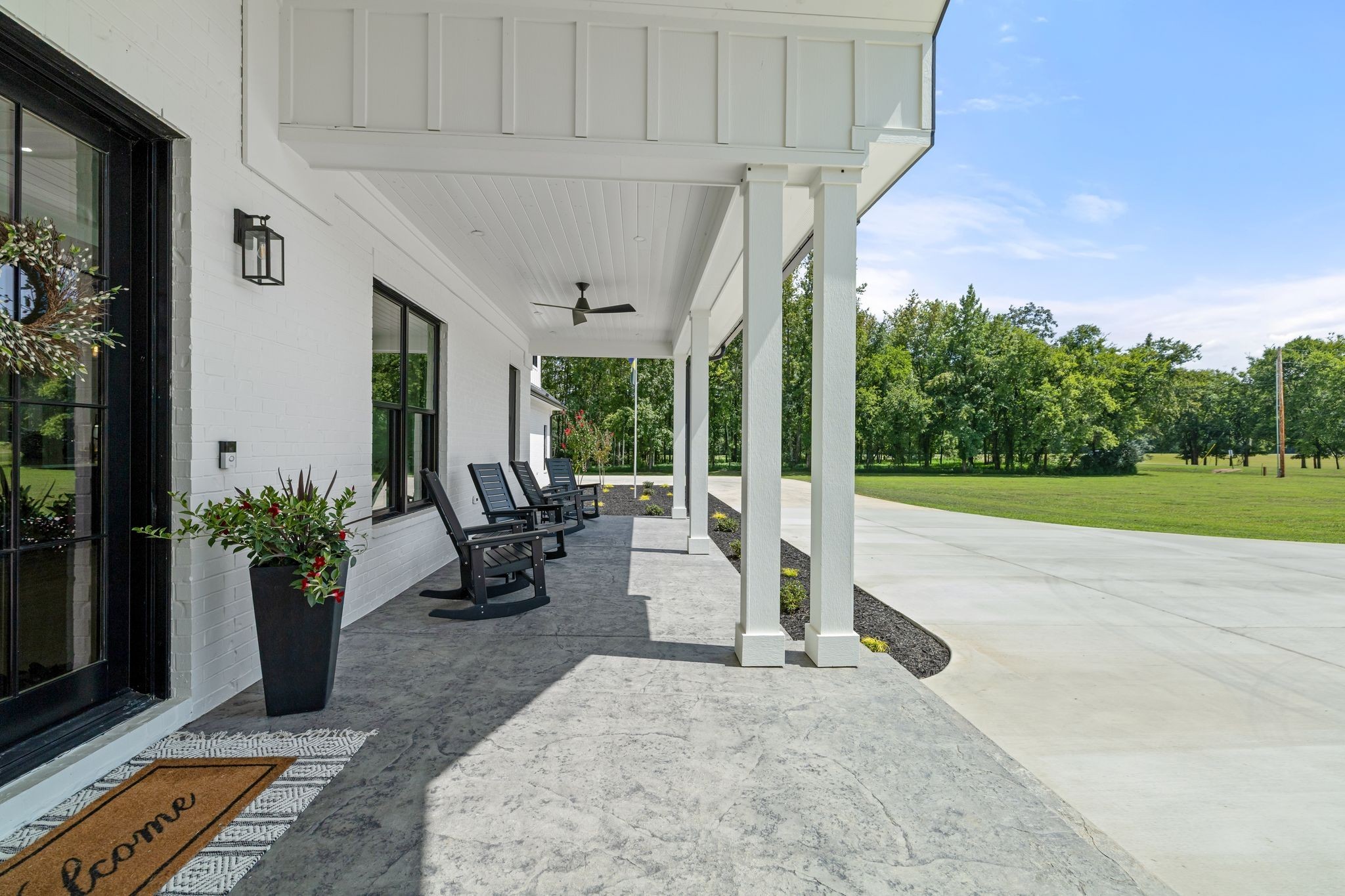 150 Scenic Cir