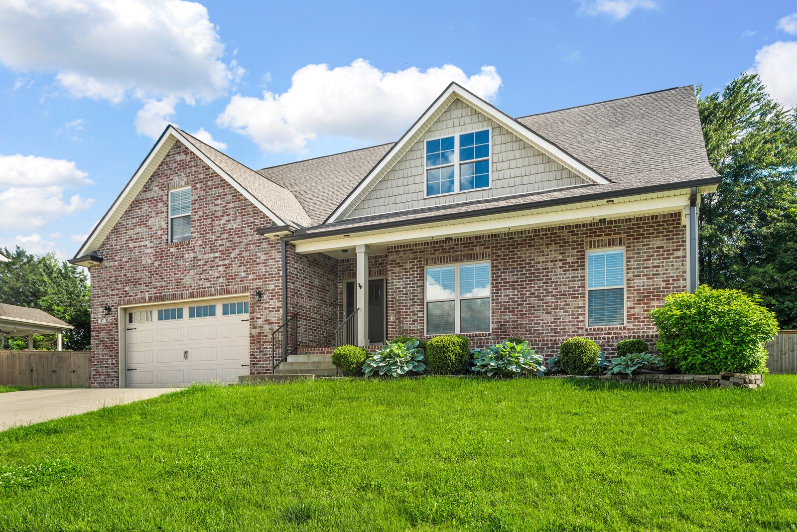 67 Gallant Ct