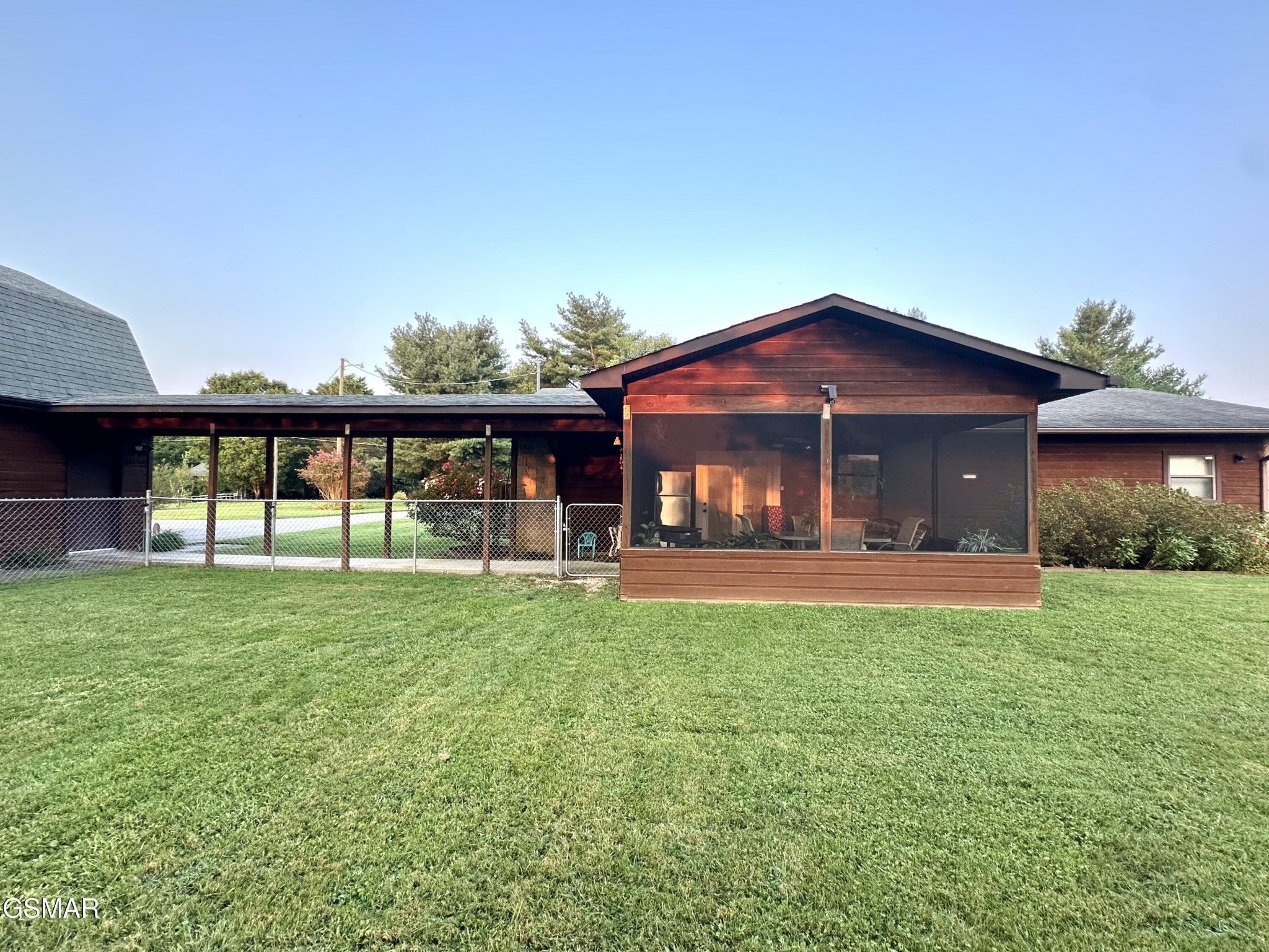 1017 Valley View Circle