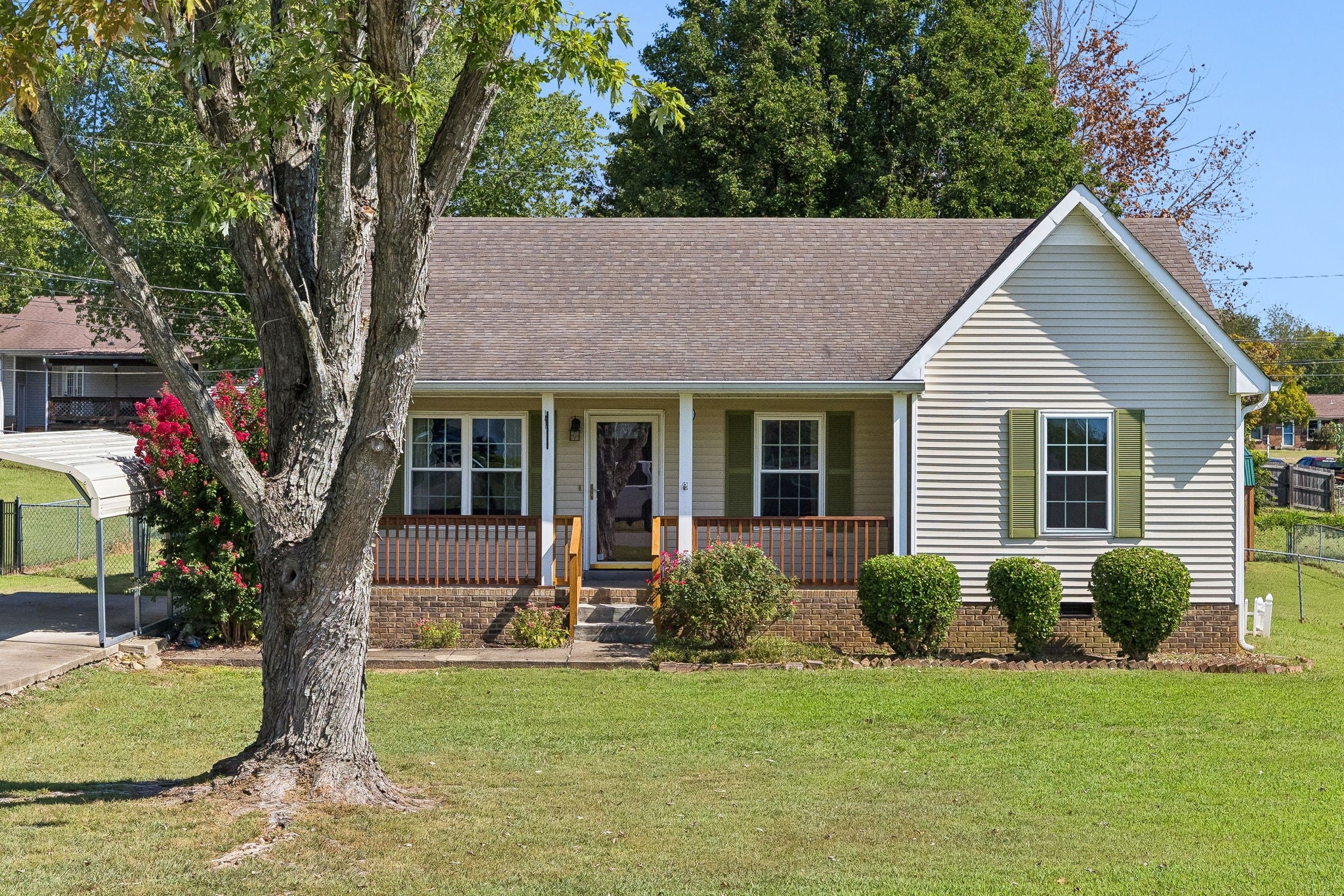 2865 Chinquapin Ln